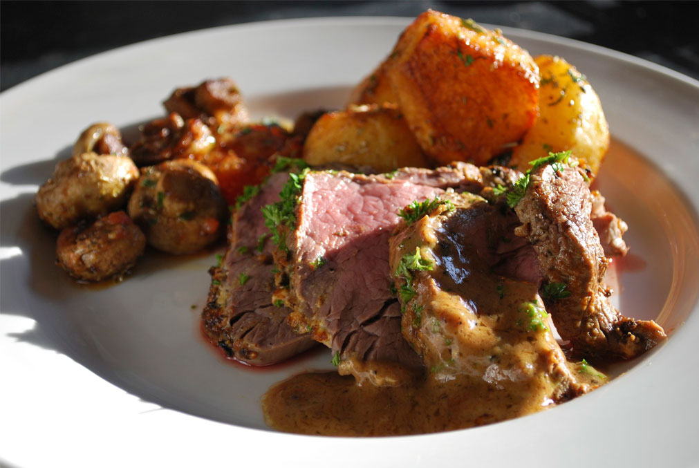 Cajun Beef Fillet with Herb Roasted Potatoes