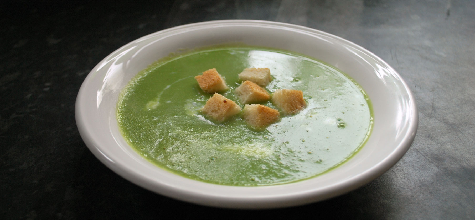 Pea Spring Onion & Tarragon Soup